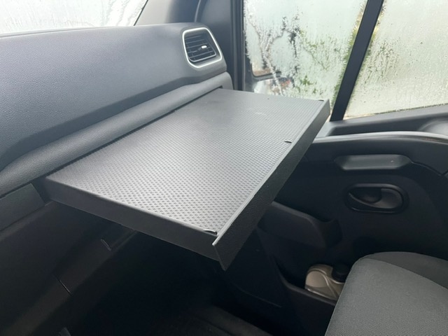 RENALT 2,3 MASTER původ ČR, plná výbava, DPH - 9