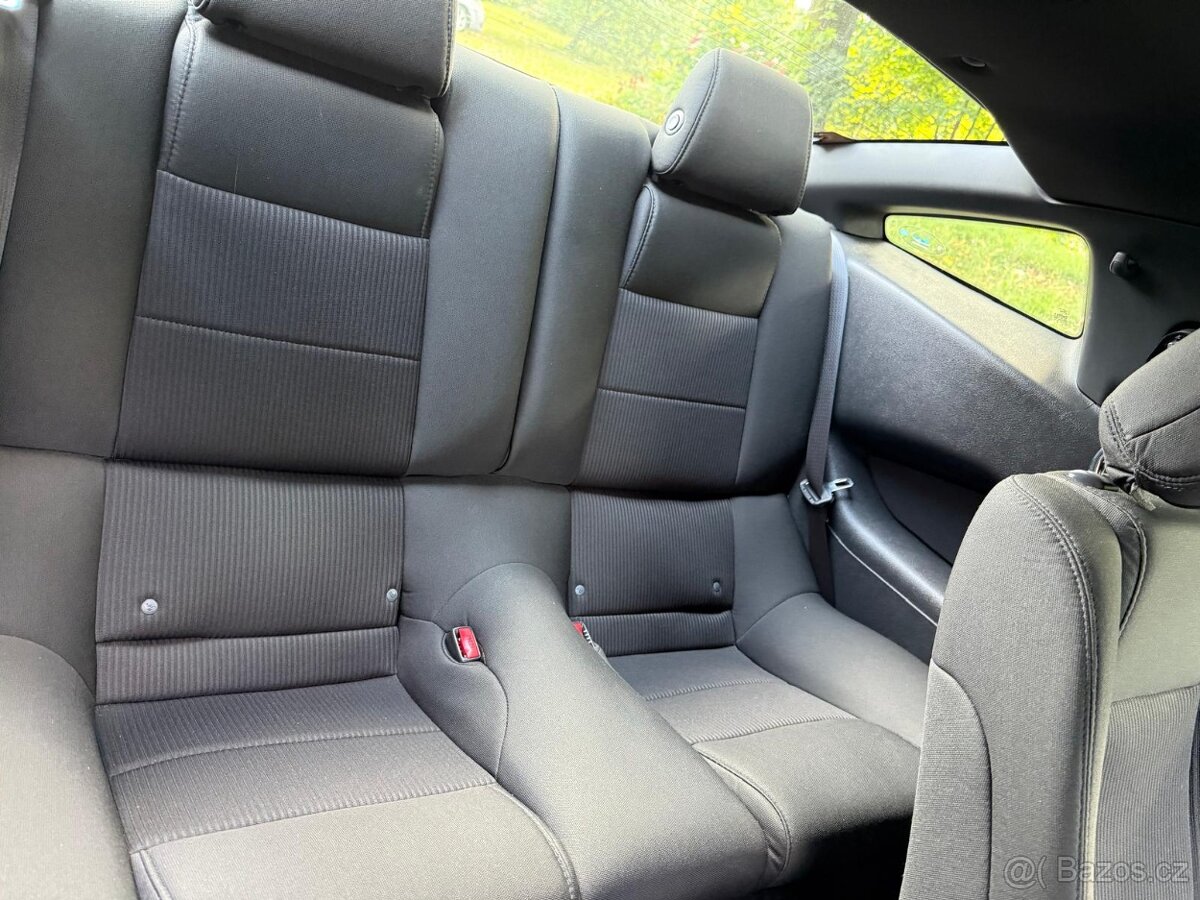 Ford Mustang 3,7 V6 2014 3 98 tis km - 9