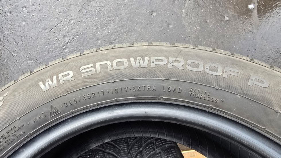 Zimní pneu 225/55/17 Nokian - 9
