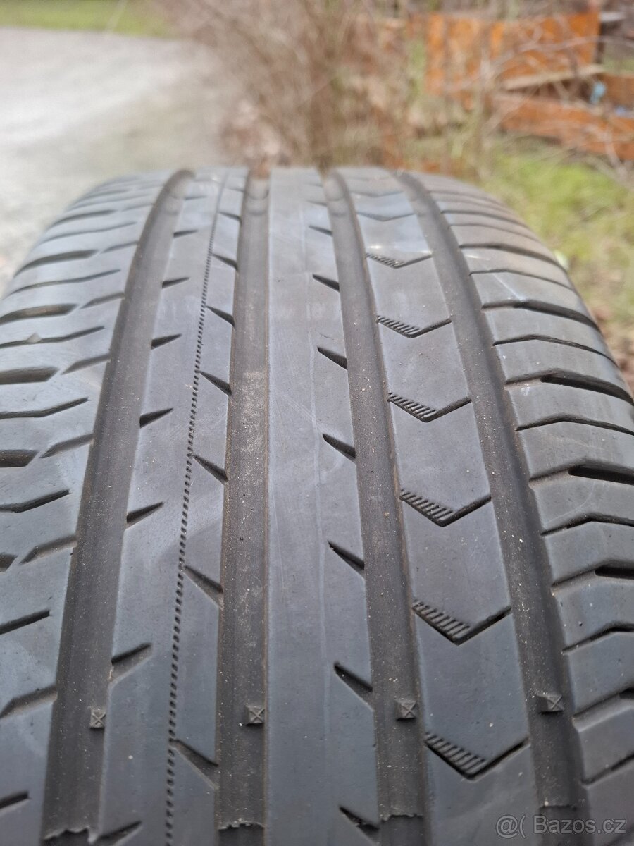 Continental Letní 205/55/17,V, XL - 9