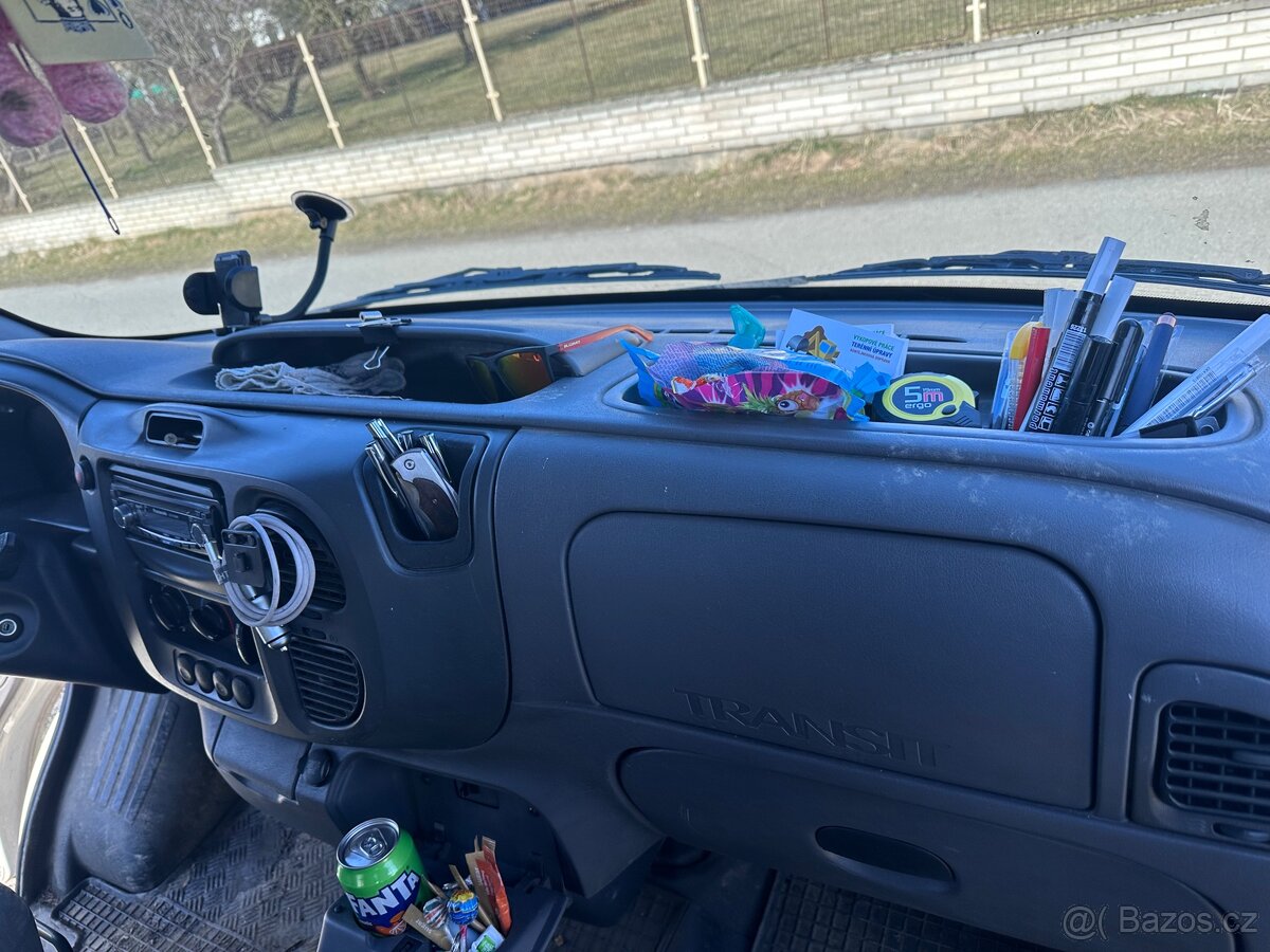 Ford transit - 9