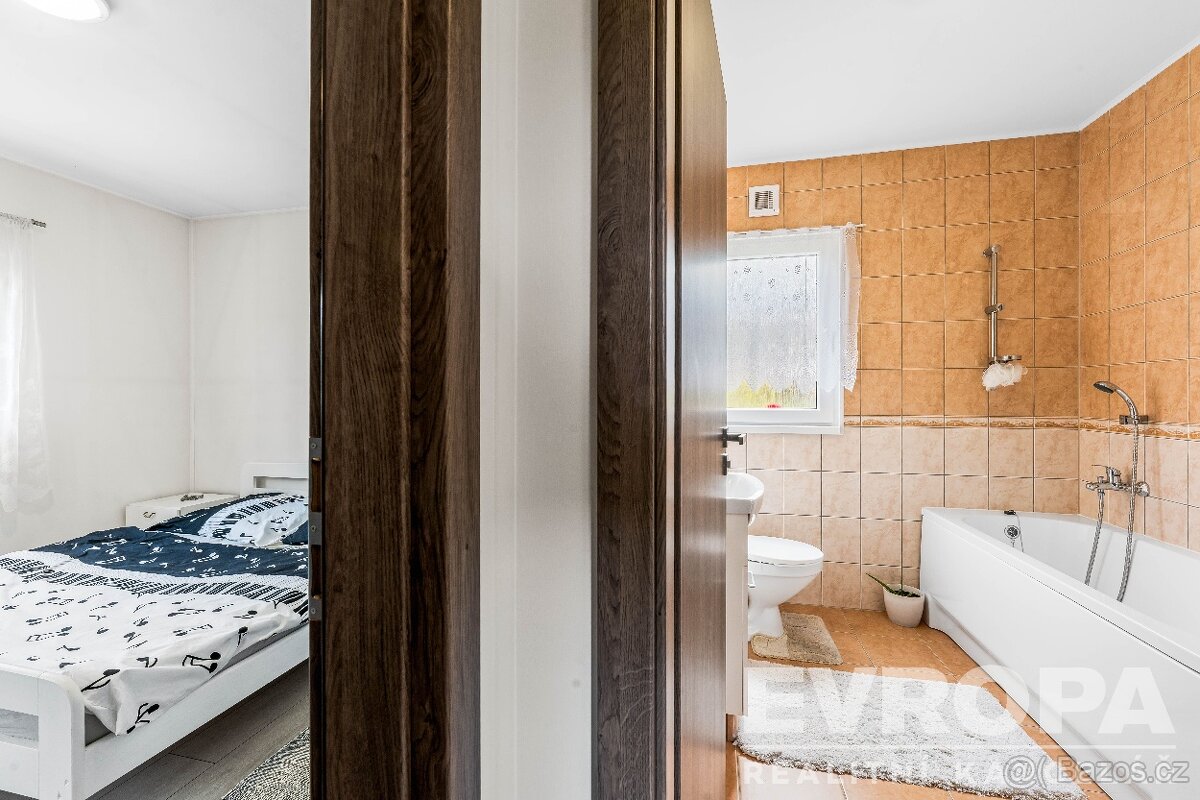 Prodej rodinného domu 2+kk o velikosti 39 m2 s celkovým poze - 9