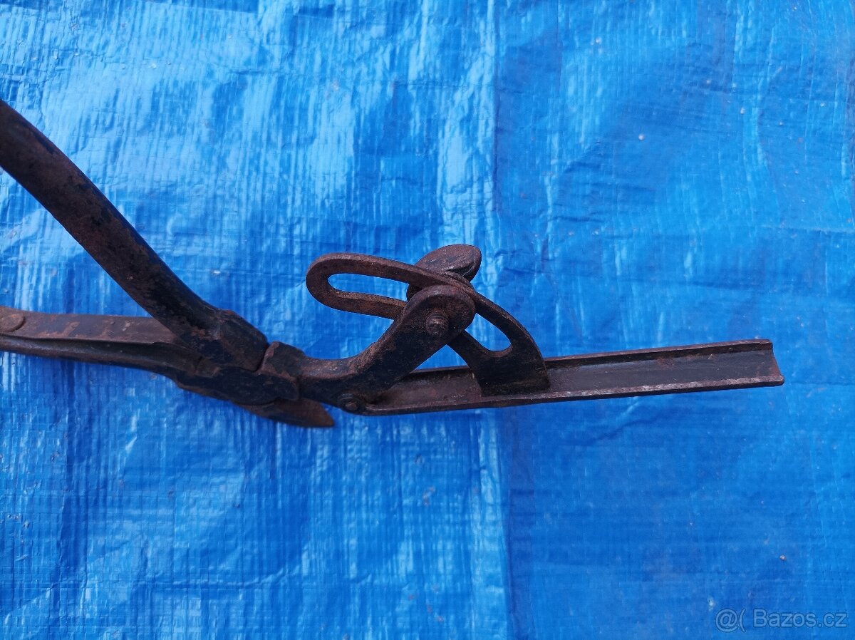 Kleště na šraňkování pil - 9