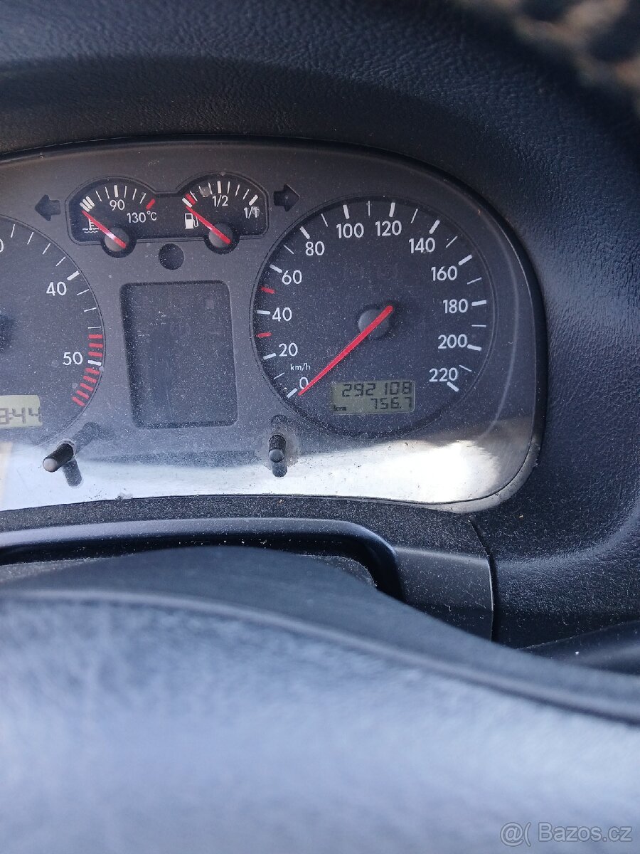 VW Golf 4 - 9