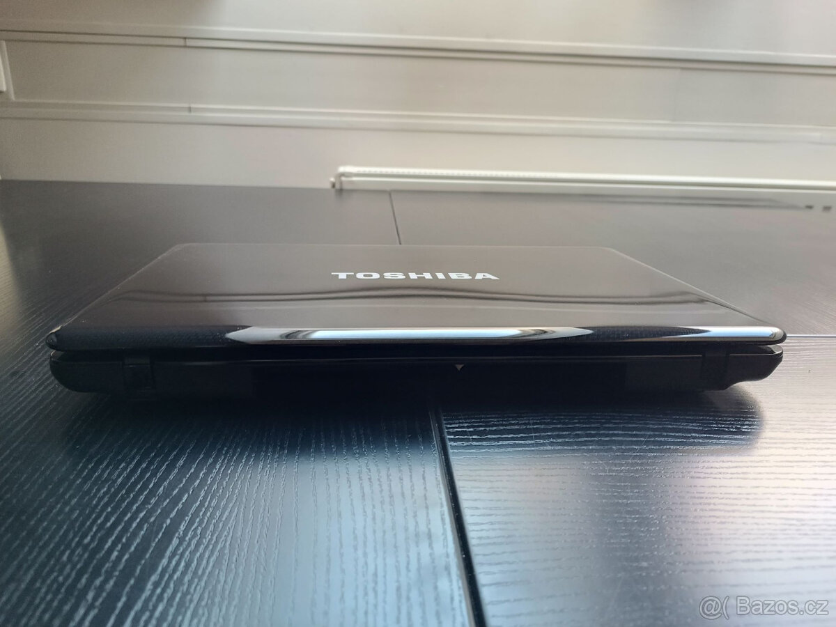 Notebook TOSHIBA SATELLITE L670 - 9