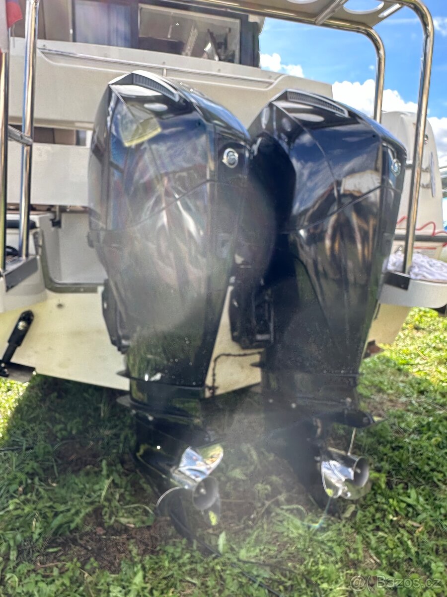 Motorový člun QUICKSILVER Activ 905 WEEKEND - 9