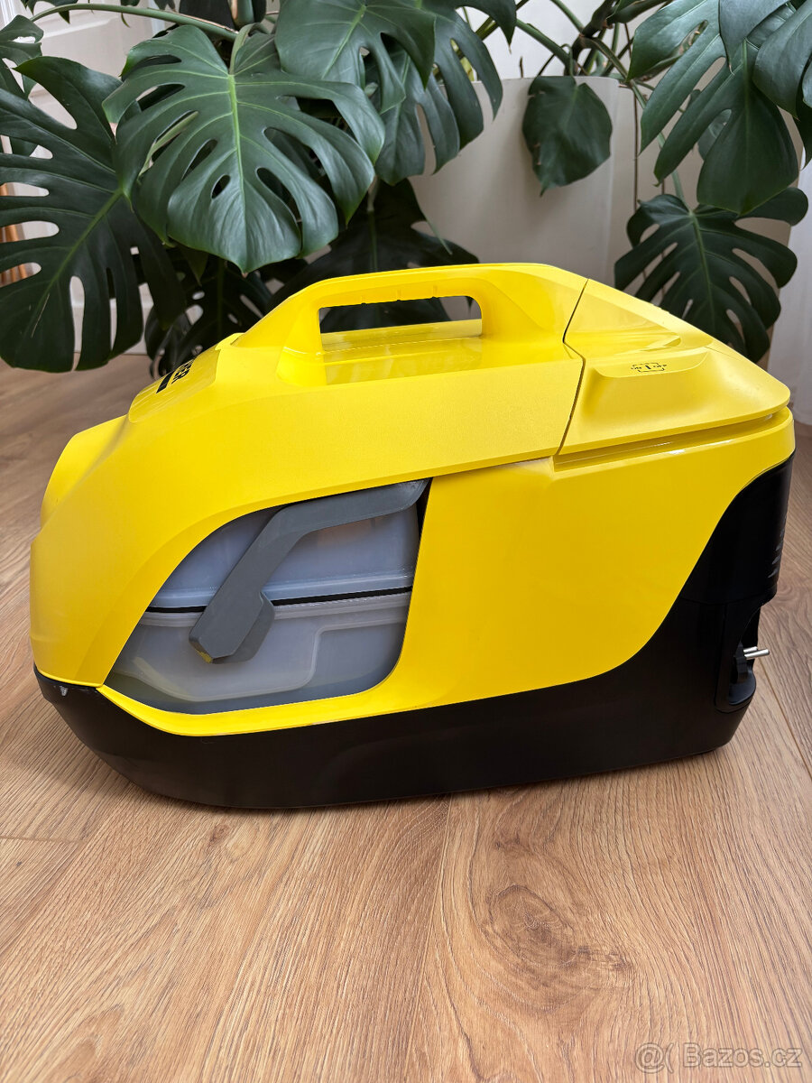 Vysavač Karcher DS6 s vodním filtrem - 9