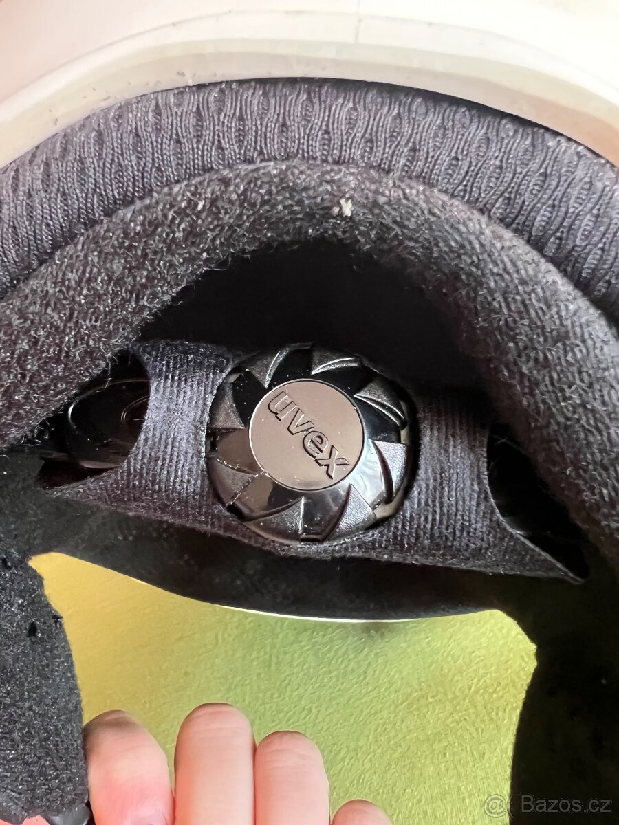 Lyžařská helma Uvex - 9