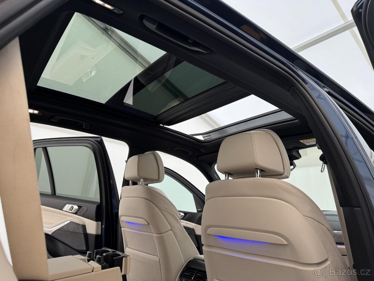 BMW X5, M50d CZ 1-Maj SkyLounge - 9