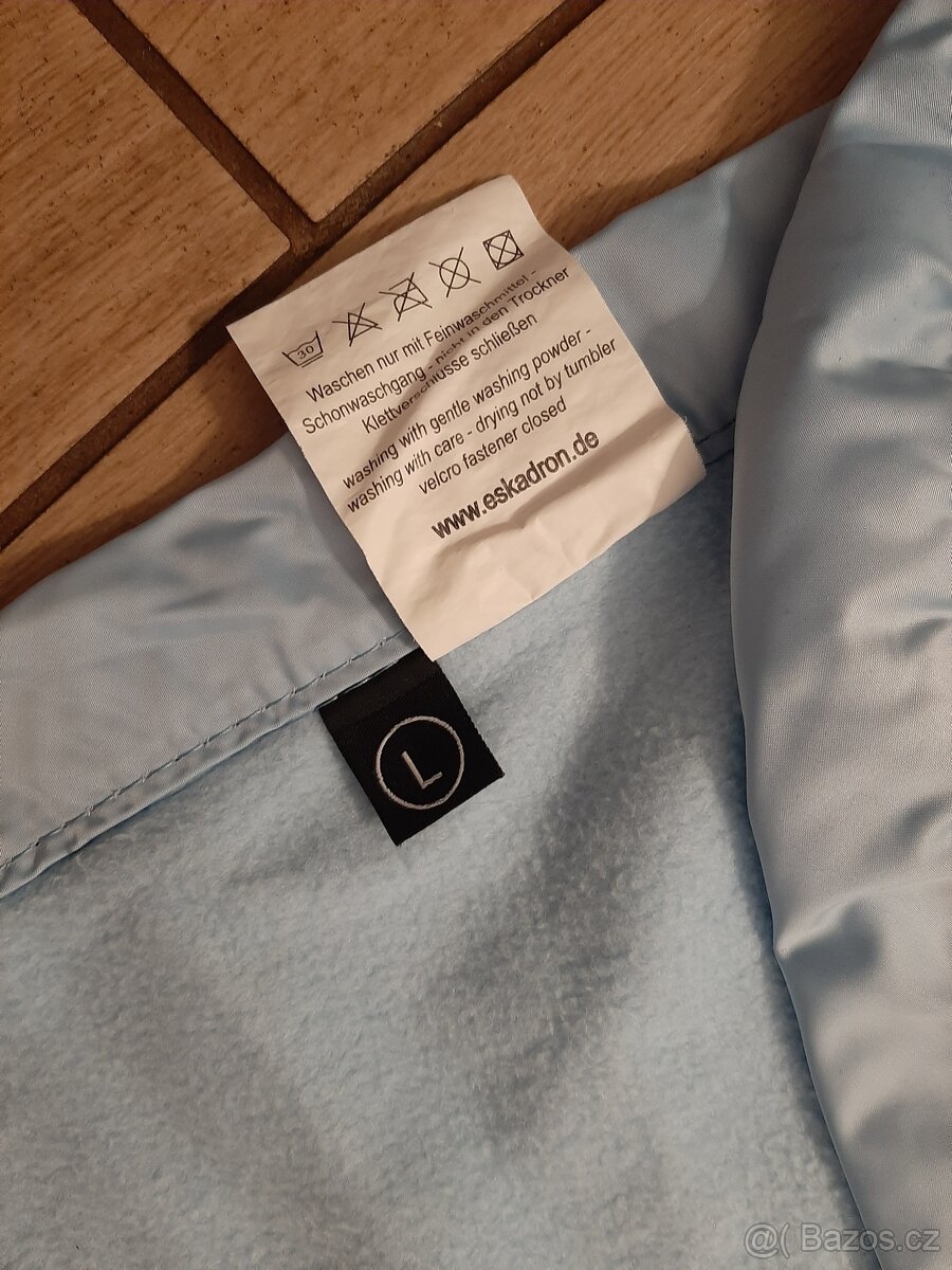 Eskadron deka- svetle modra - 9