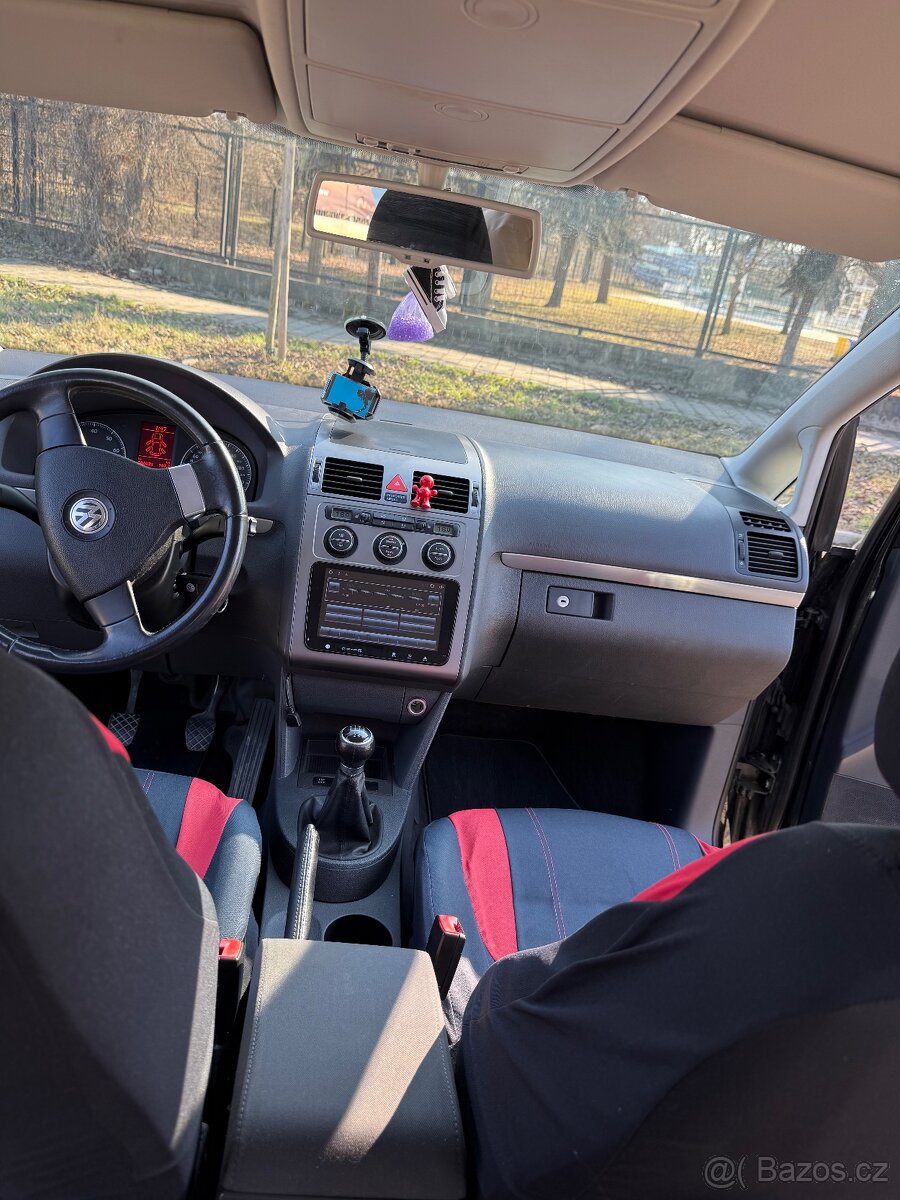 Touran 2007 1.4 TSI 103 kW - 9