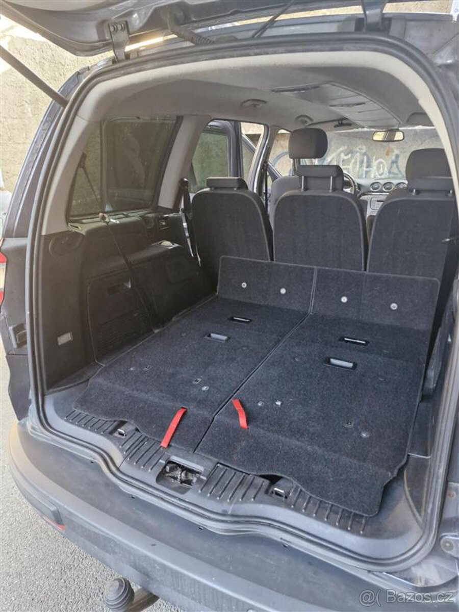 Ford Galaxy - 9
