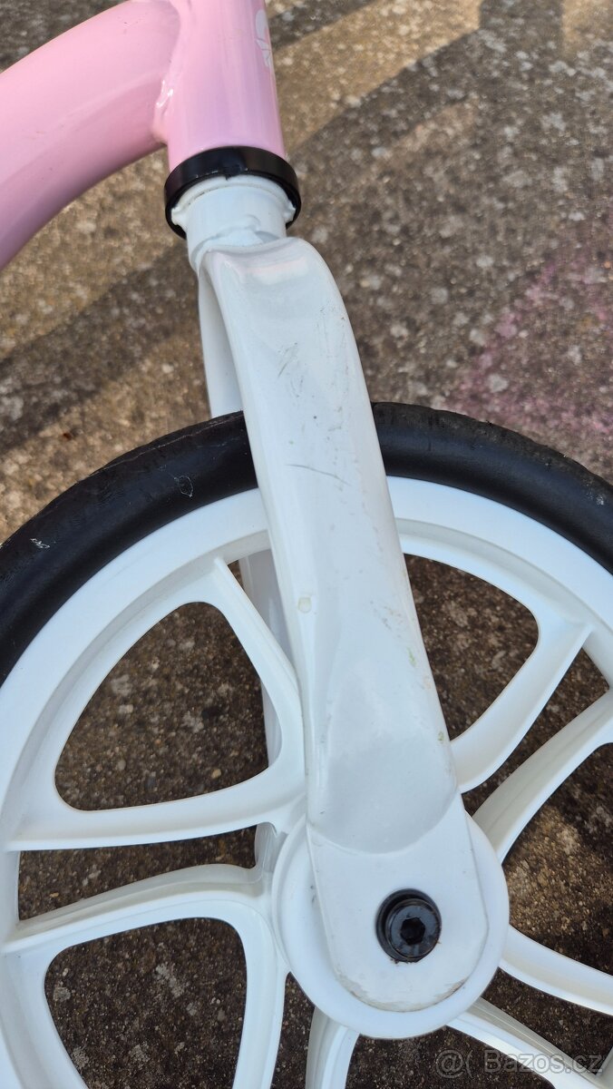 ODRÁŽEDLO LEHKÉ S BRZDOU LIONELO - 9