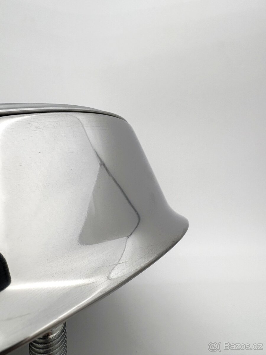 Poklice pro Tatra 75/ 57 A/ 57 B/ 52 - 9