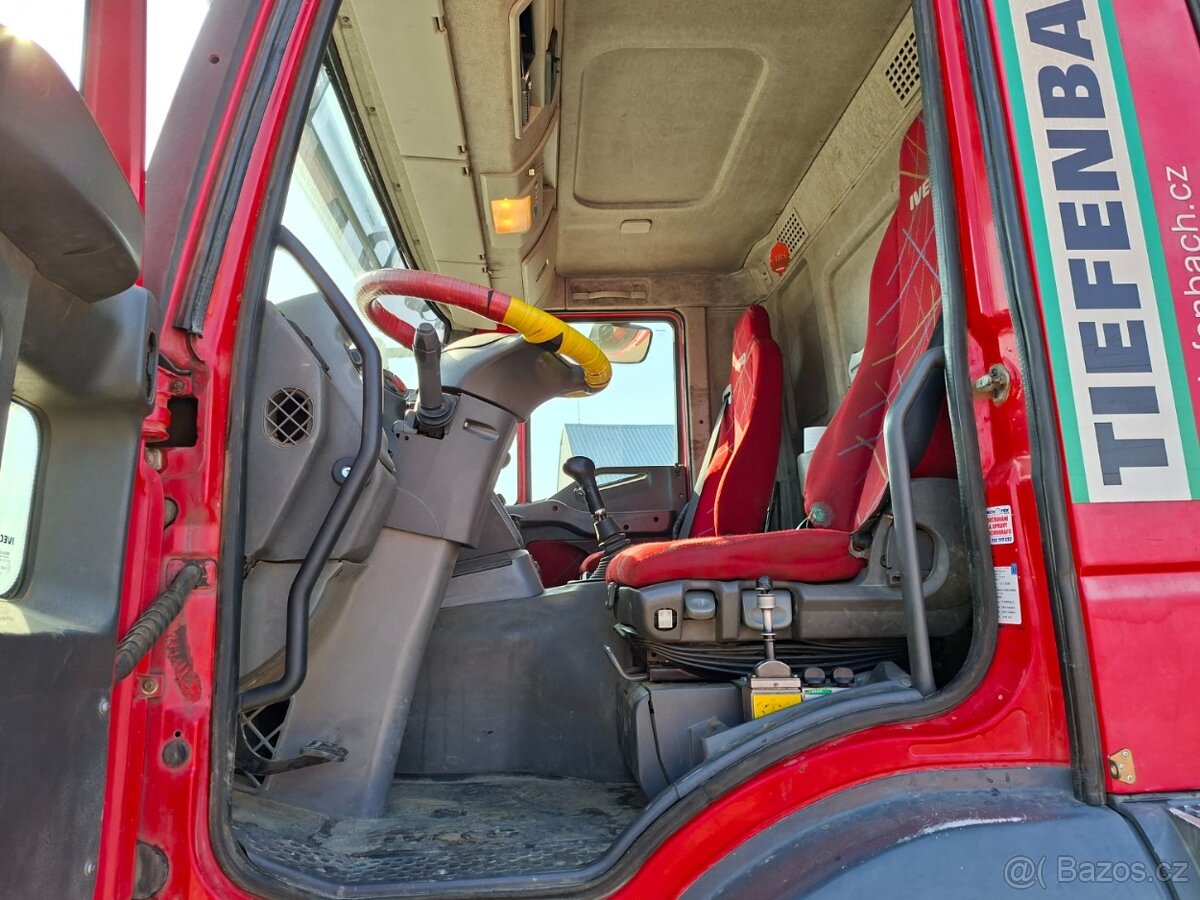 IVECO TRAKKER 450 8X4 - 9