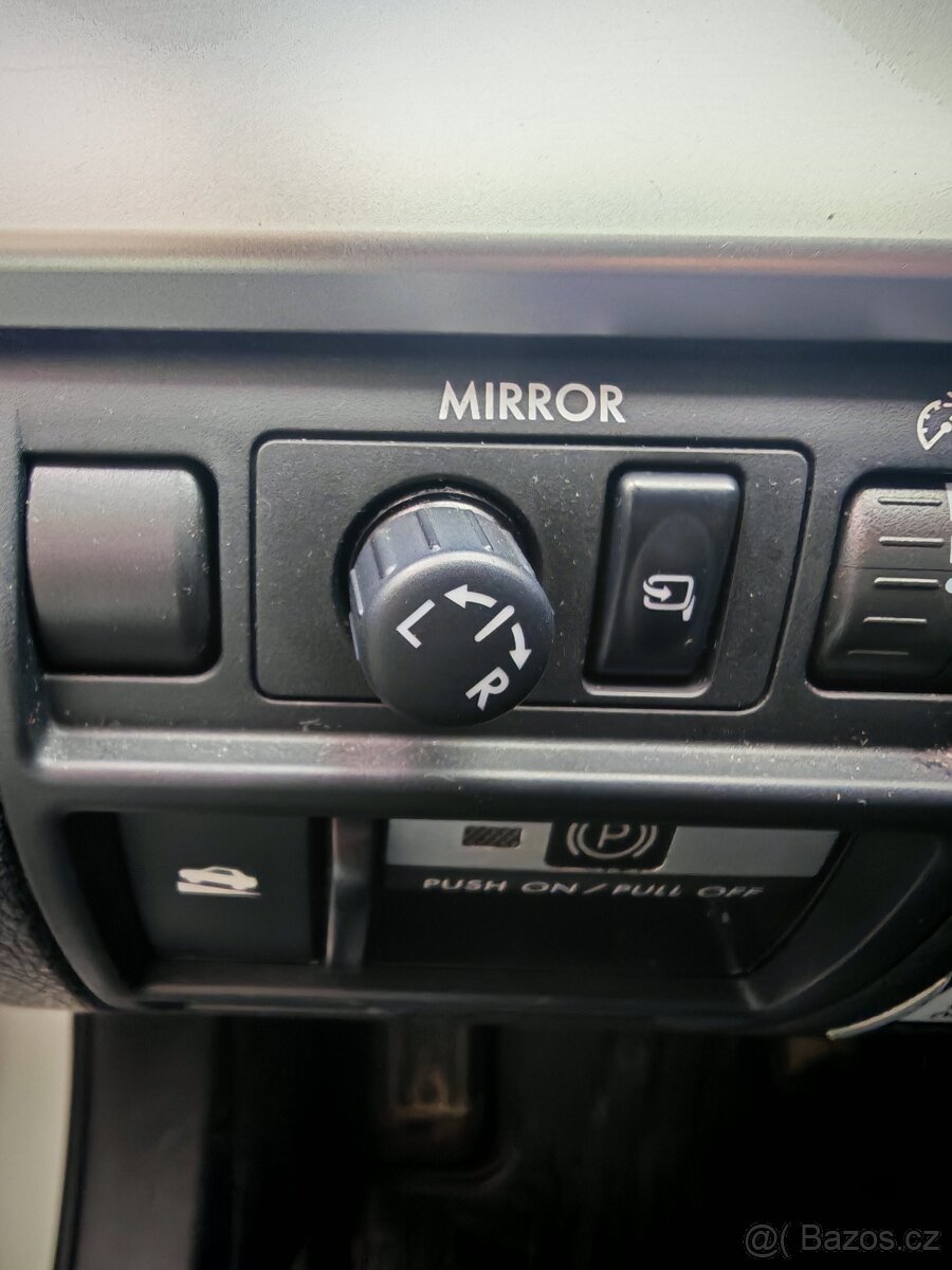 Subaru Outback 2.5 - 9