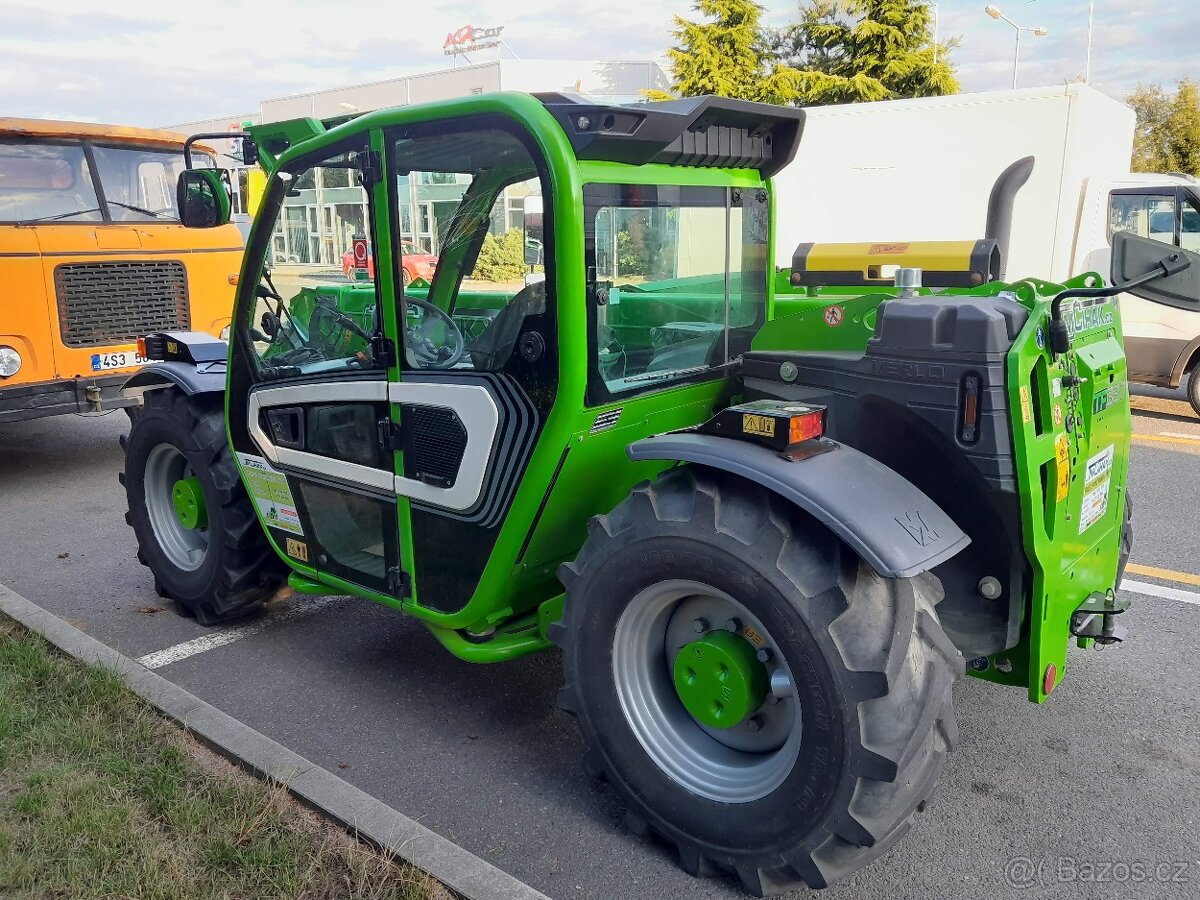 Teleskopický manipulátor MERLO TF30.9 a TF33.7-115 - 9