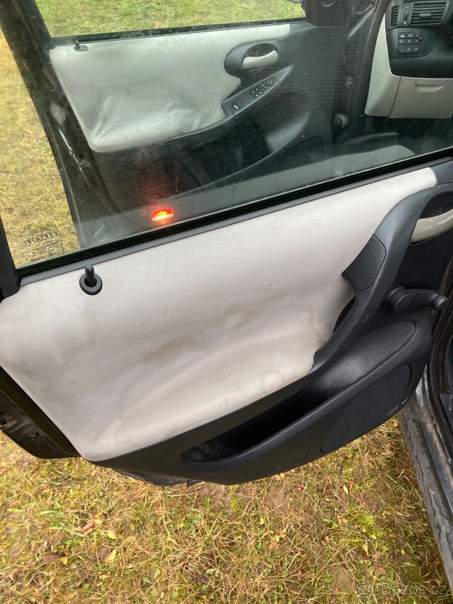 Fiat Stilo 1.9 jtd 85kW - 9