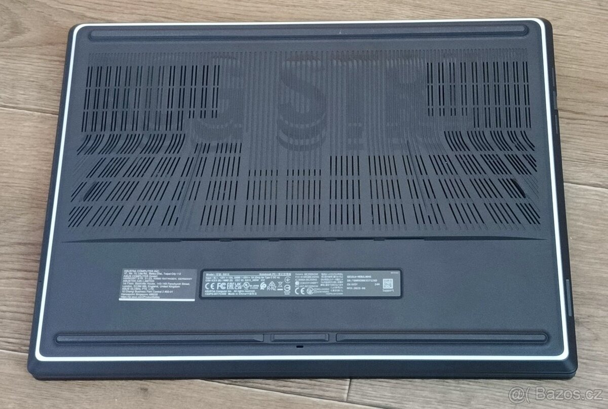 HERNÍ ASUS ROG Strix G18 G815LW - 9