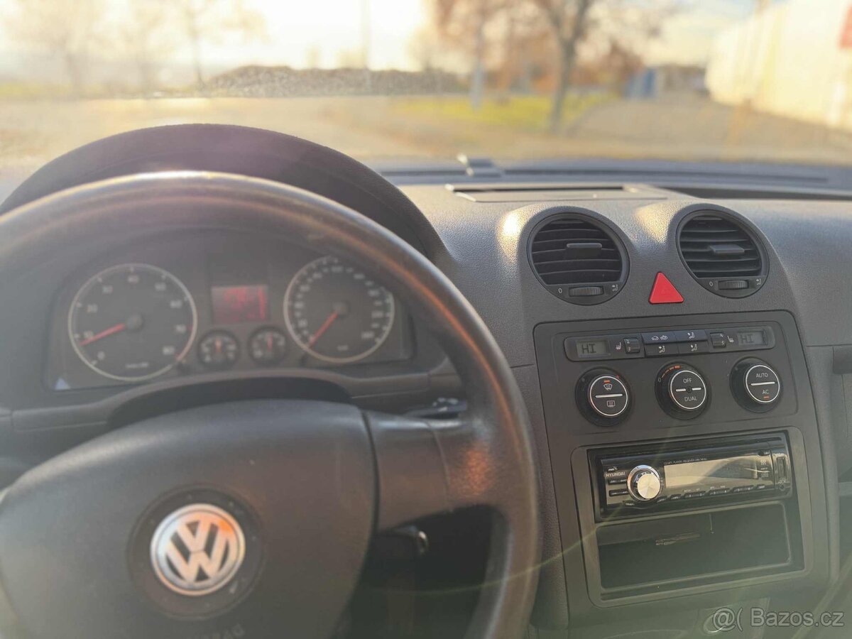 Volkswagen Caddy 2.0 2010 - 9