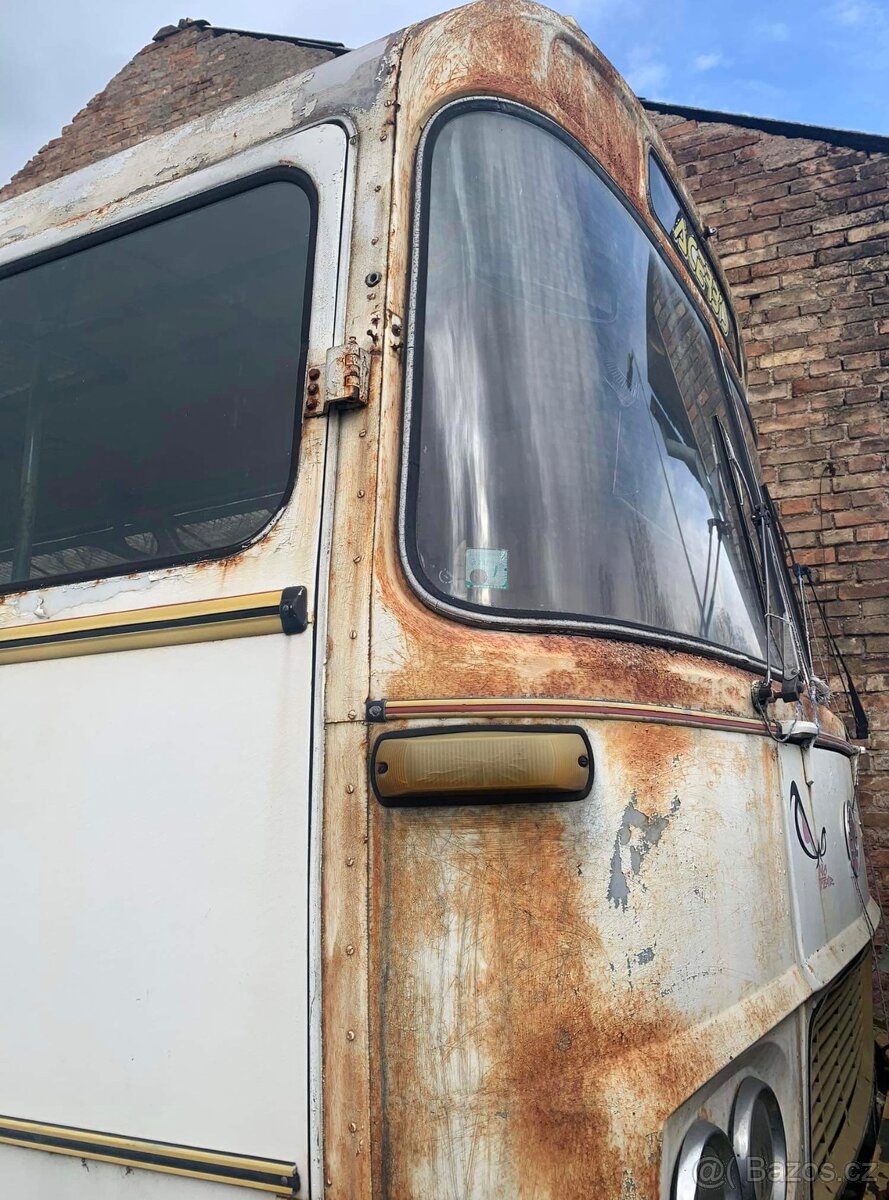 Autobus ŠKODA ŠL 11 - 9