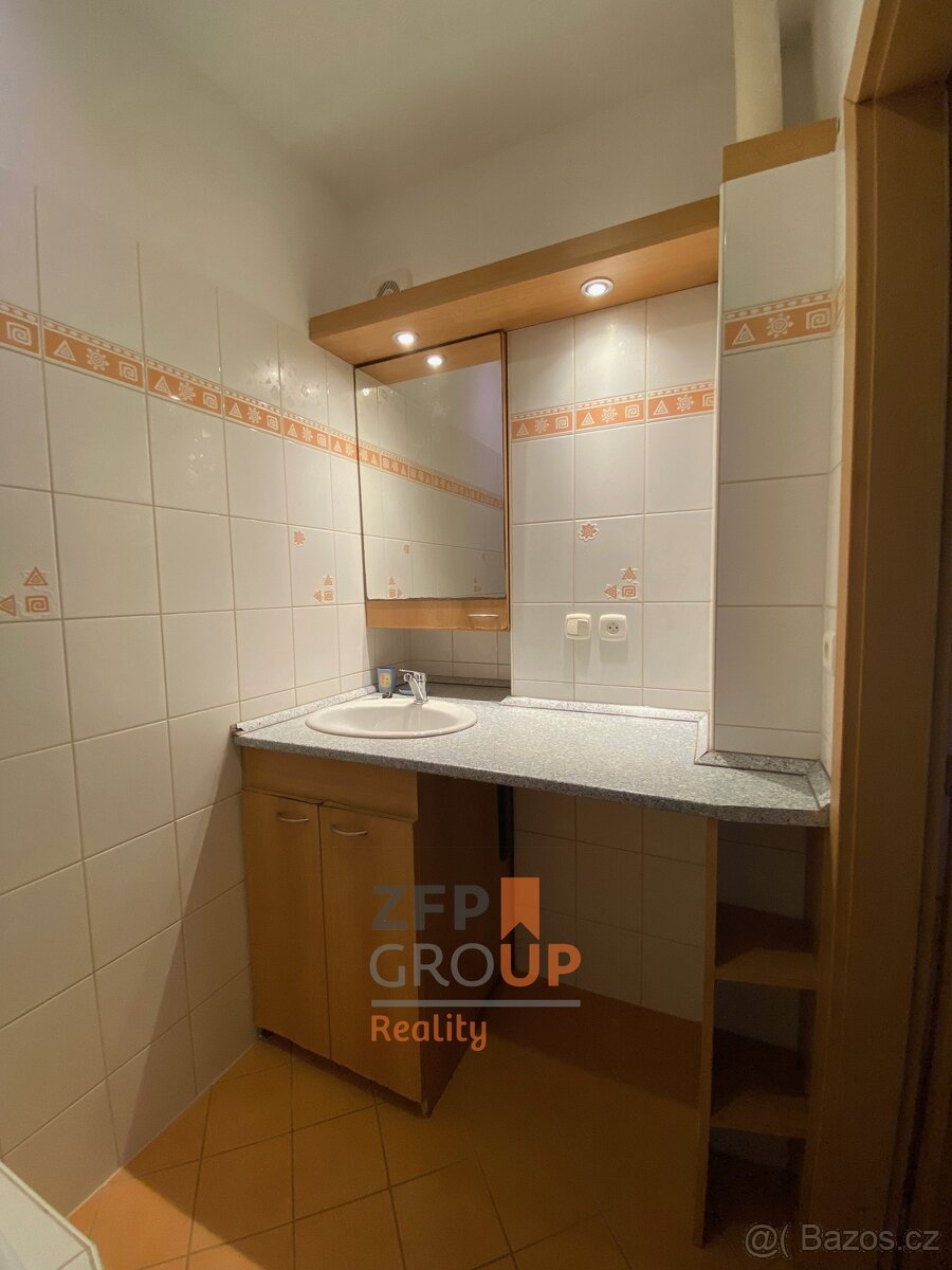 Pronájem bytu 3+1 o rozloze 69 m², ulice Sídliště pražská, H - 9