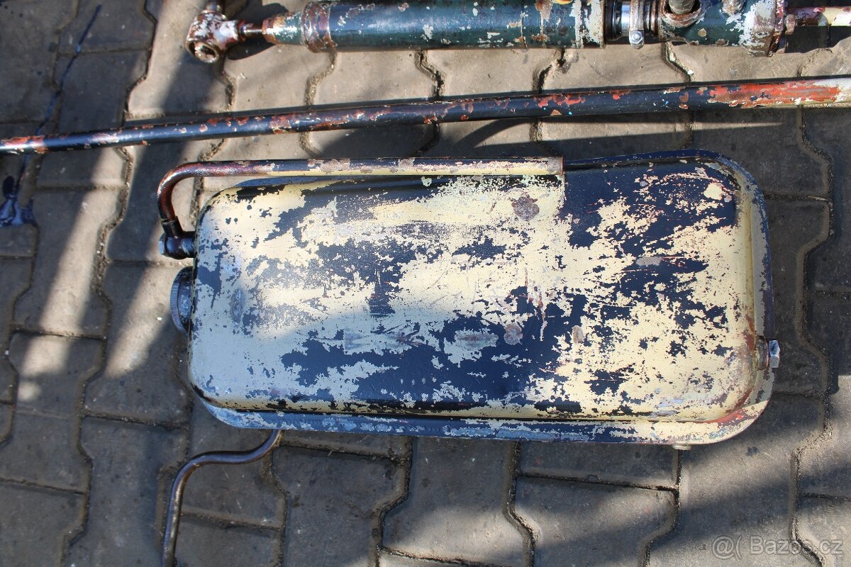 Zetor 6911 posilovač řízení - 9