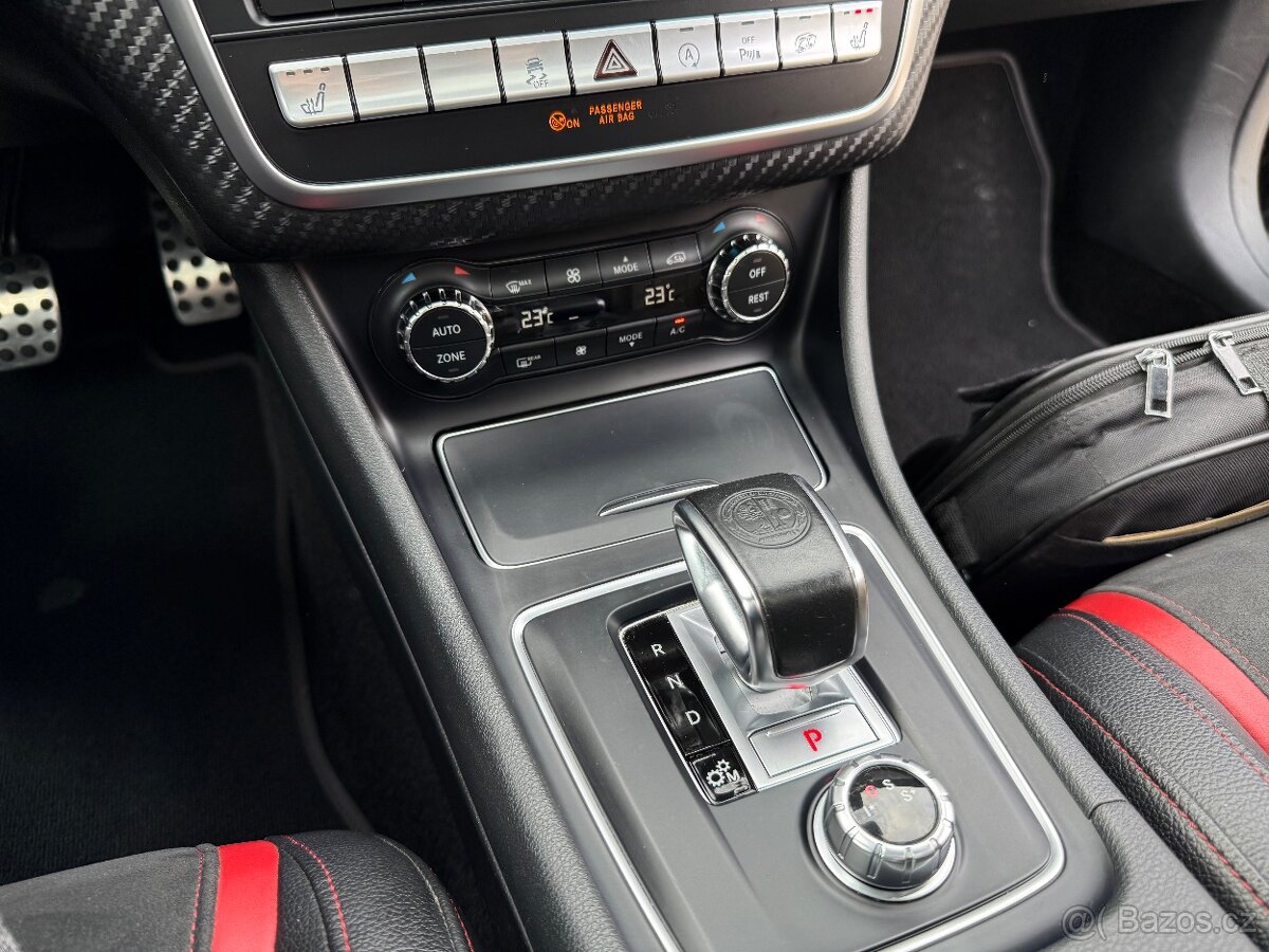 Mercedes Benz A45 AMG 4MATIC - 9