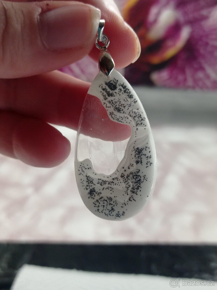 Šperky-přívěšky,náhrdelník,náramek,náušnice - 9