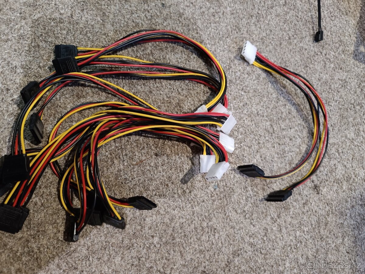 Set pro externí připojení 10 ks pevných disků k PC - 9