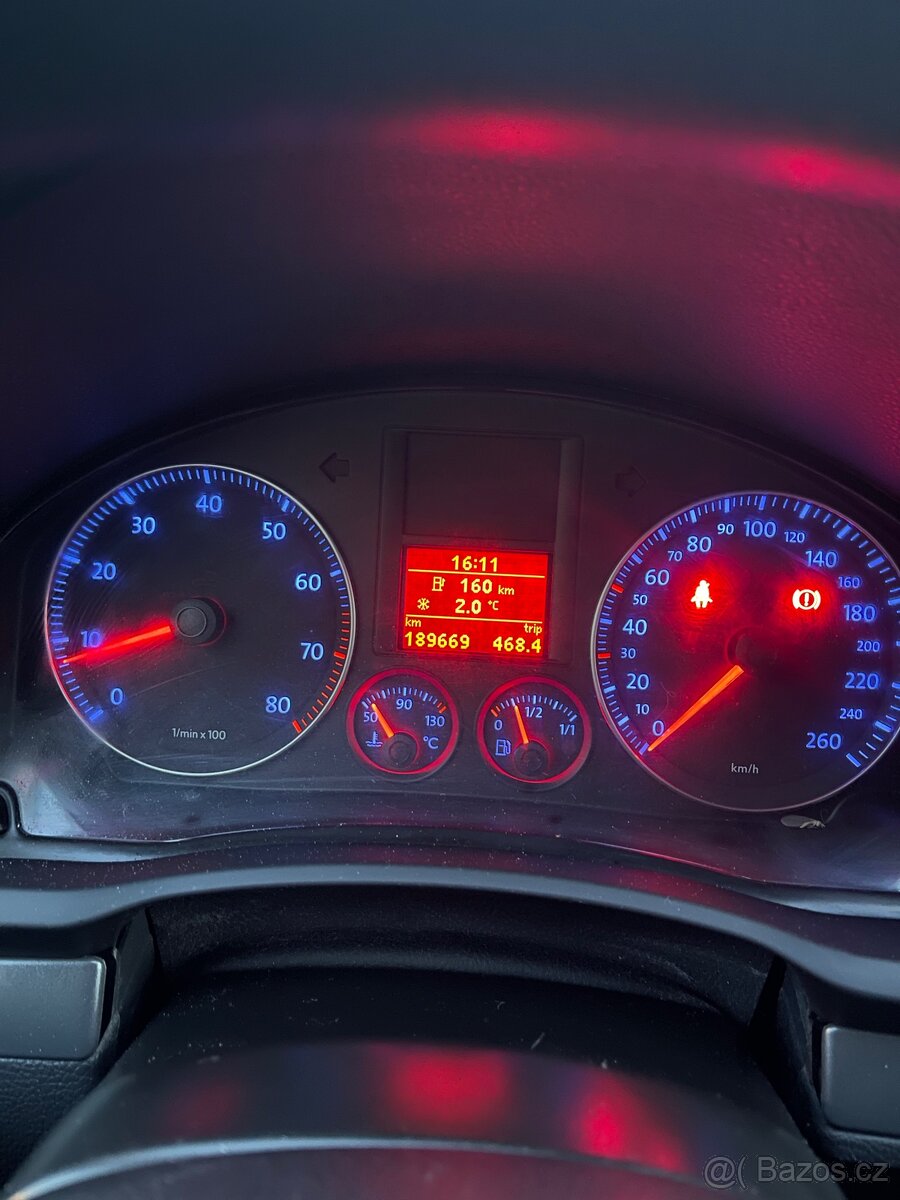 Volkswagen jetta 1.6 - 9