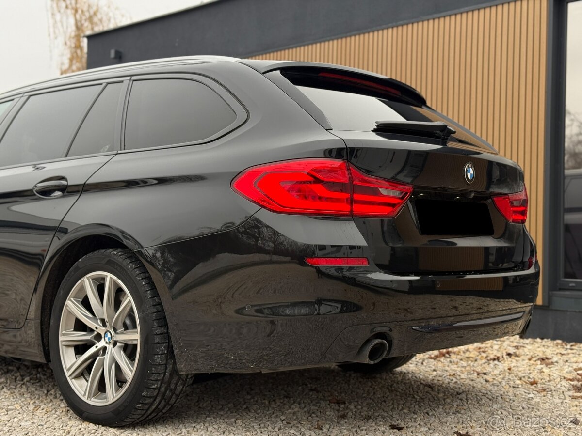 BMW 530d Touring xDrive SportLine Pano, Nezáv. k., Ambient - 9