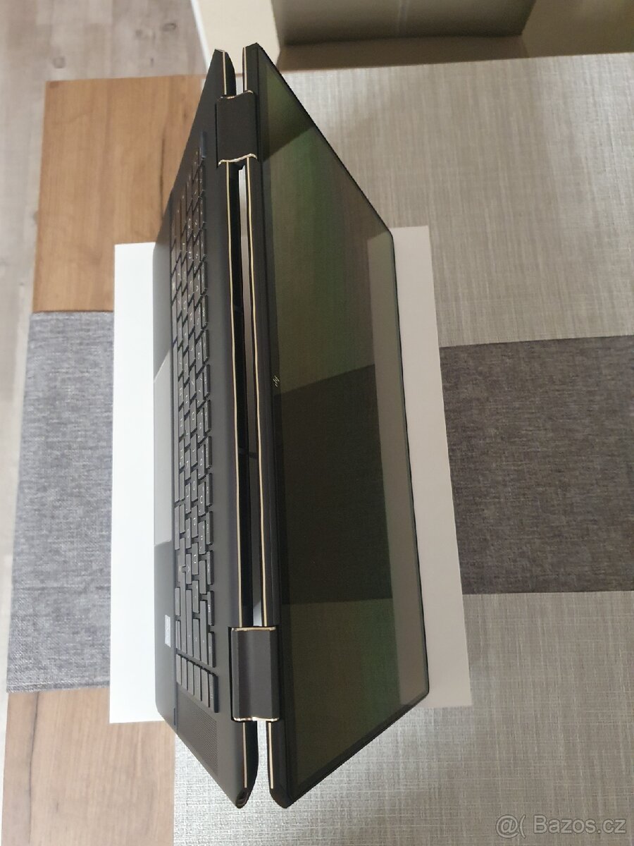 Nový Notebook HP SPECTRE x360 16 UHD+ OLED 32RAM 2TB - 9