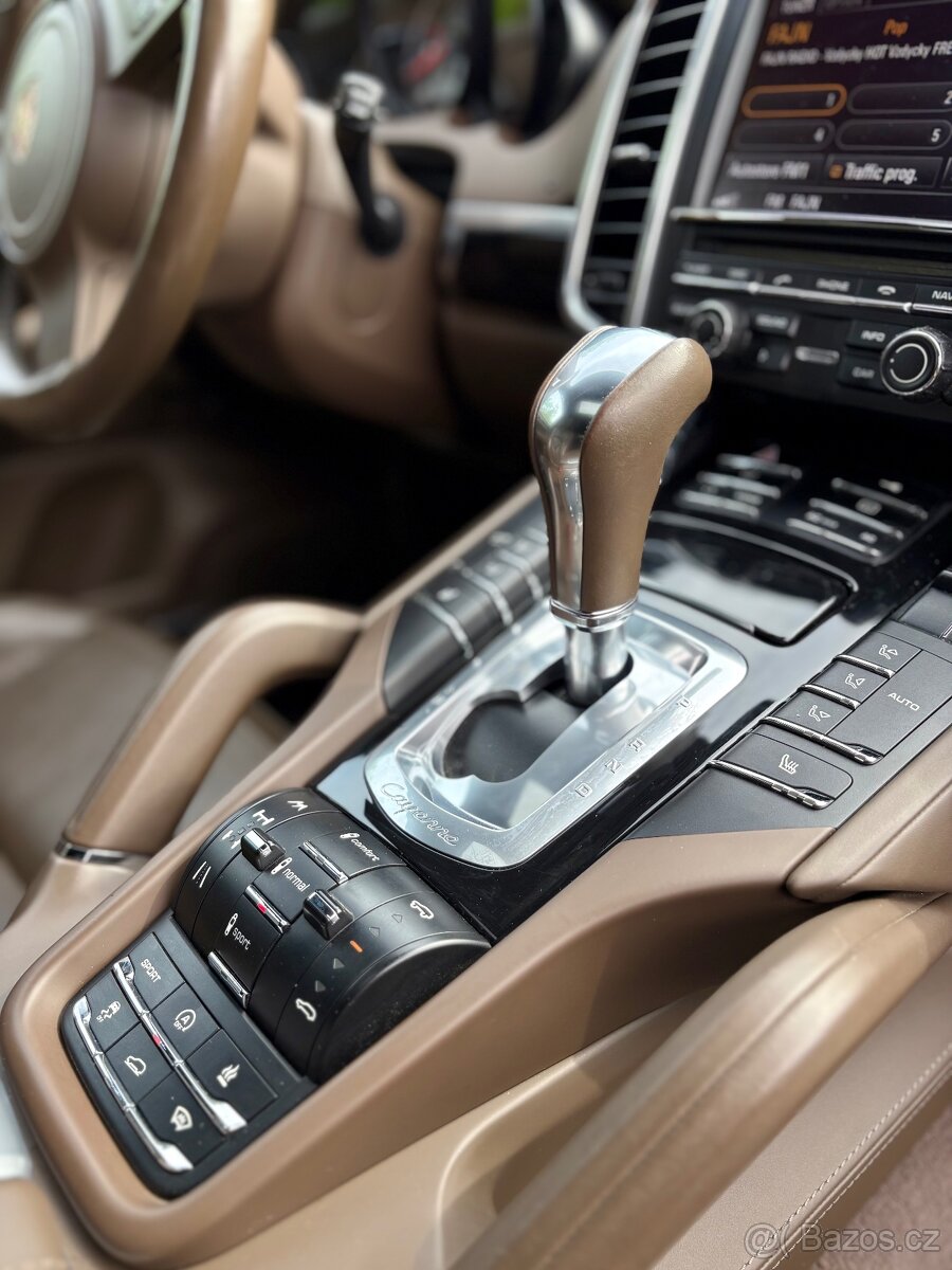 Porsche Cayenne S, 4.8i V8 294kw - 9