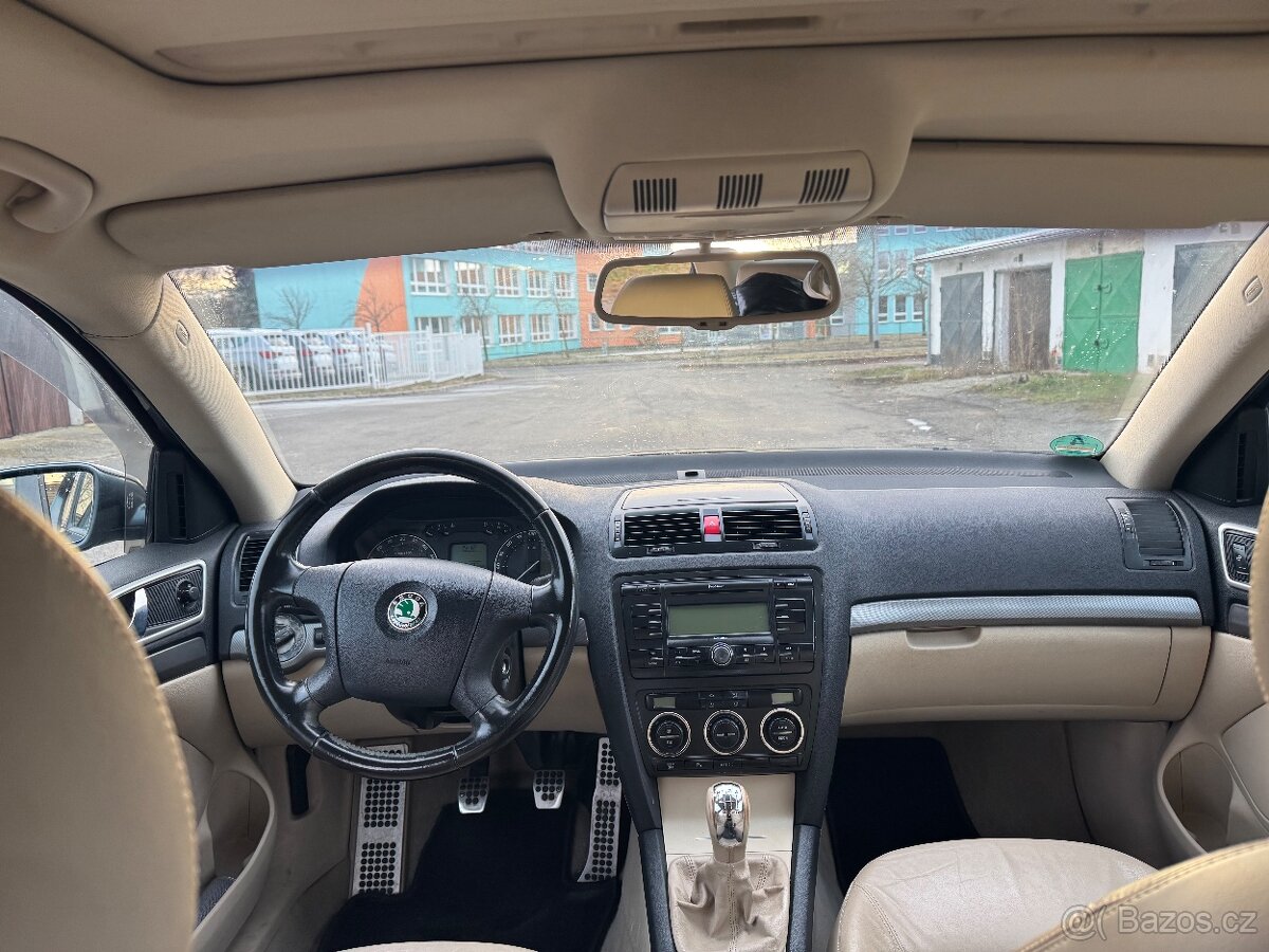 ŠKODA OCTAVIA II 2.0 TDI (2005) - 9