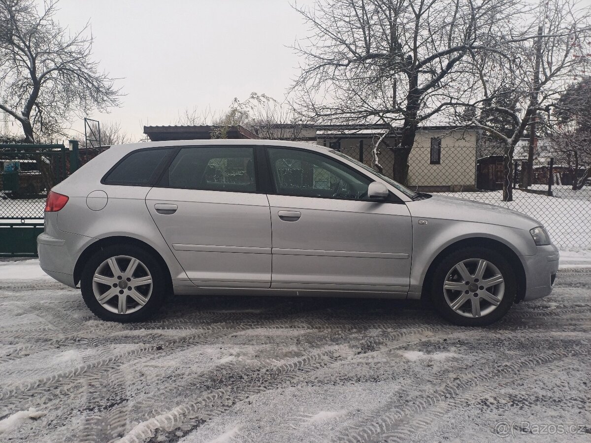 Krásná Audi A3 1.6 MPI 138345km Tempomat - 9