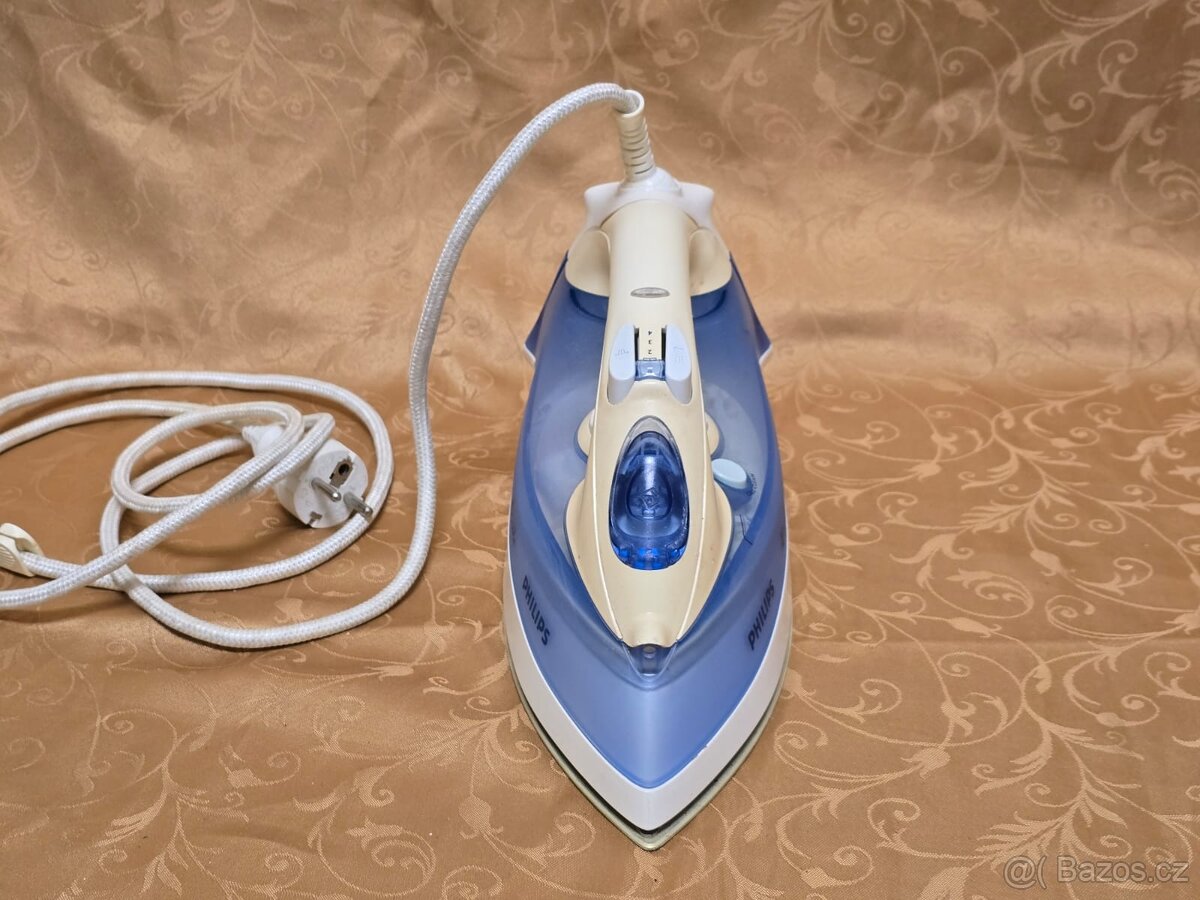 Žehlička Philips 1960 W - 9