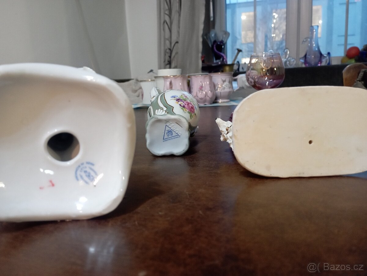 Vázičky, porcelánové sošky... - 9