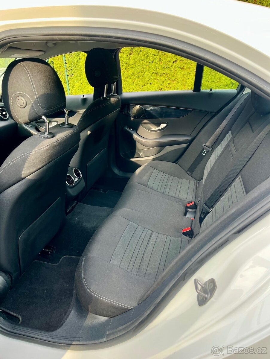 Mercedes Benz C 200D - 9