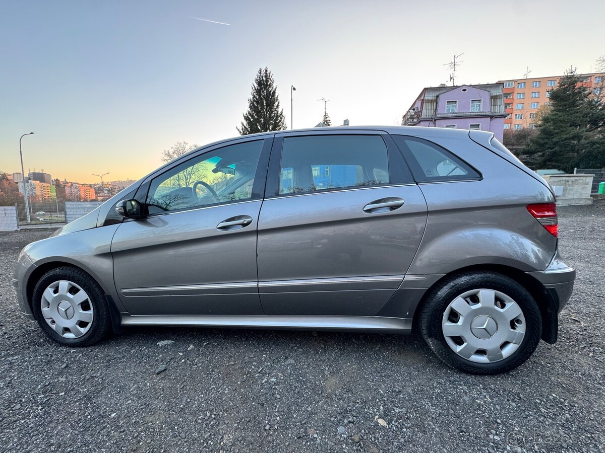 Mercedes-Benz B-Class B180 CDI - 9