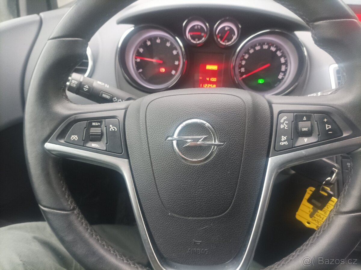 Opel Meriva 1,4 benzin turbo 2011 - 9