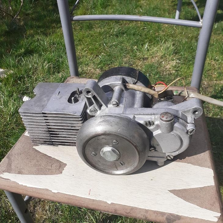 Jawa, Čz, Babetta, Vesna, Manet, Stadion, simson - 9