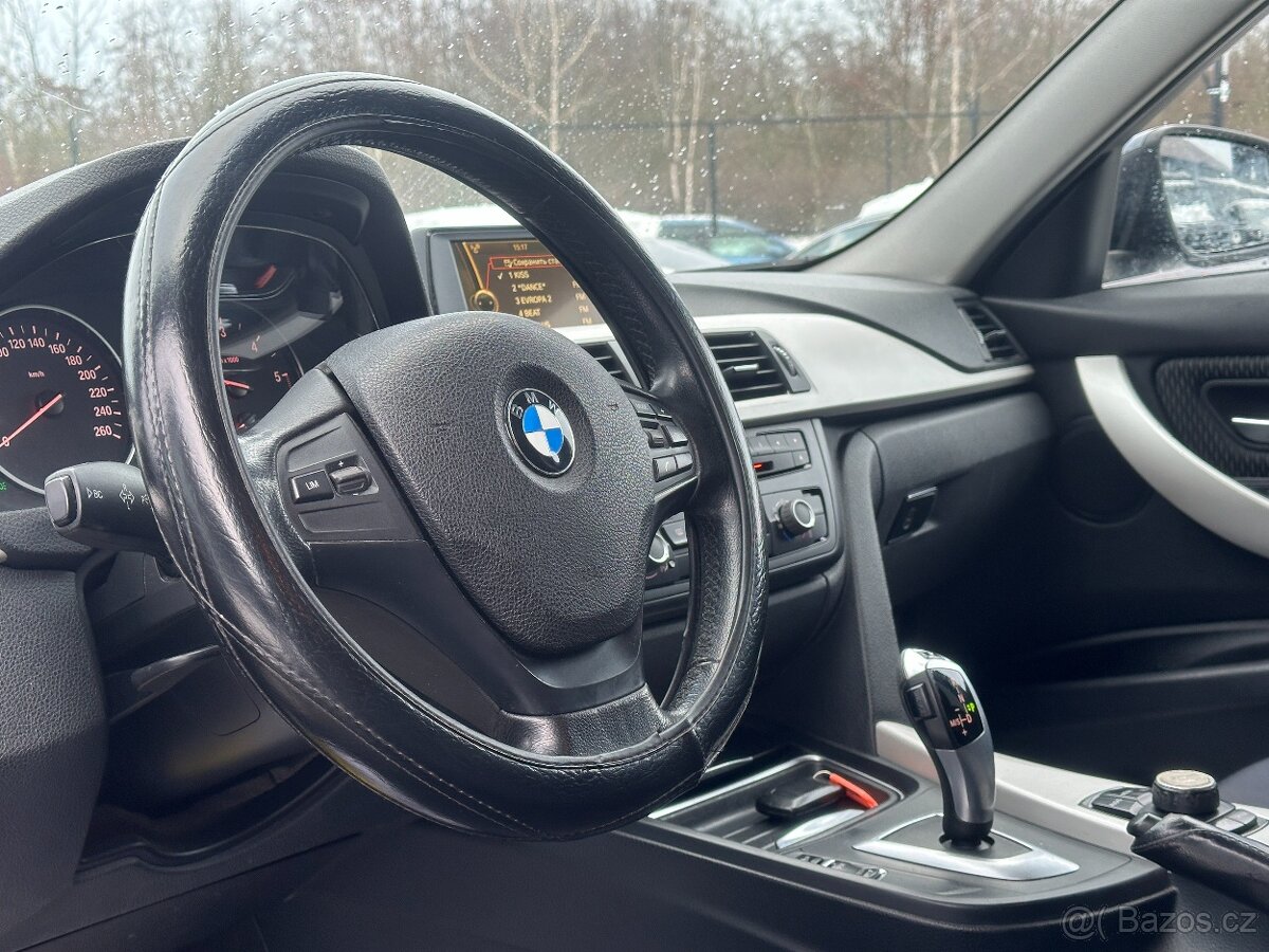 BMW 318D 2014 - 9