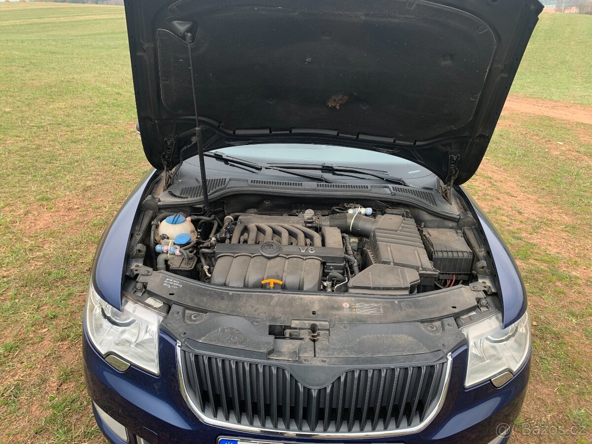 Škoda Superb combi 3.6 FSI - 9
