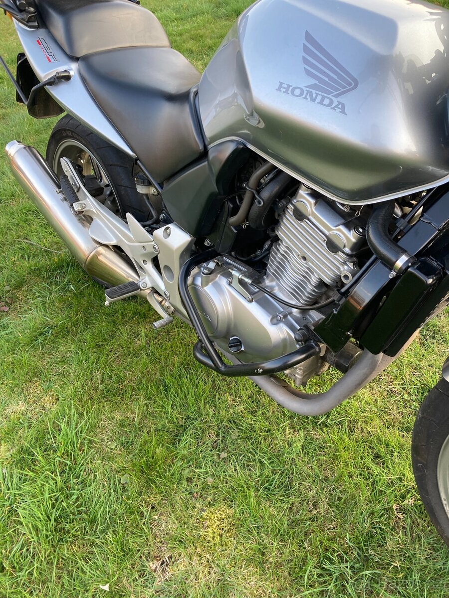 Honda CBF500 - 9