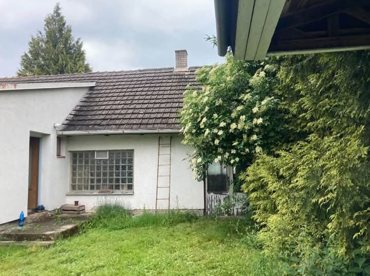 Dva rodinné domy/zemědělská usedlost - 9