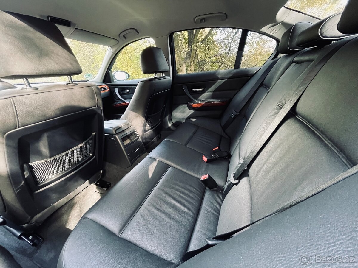 Alpina D3 E90, modra - 9