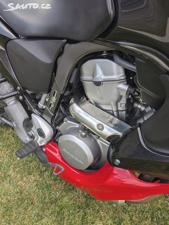 Honda XL700V Transalp - 9