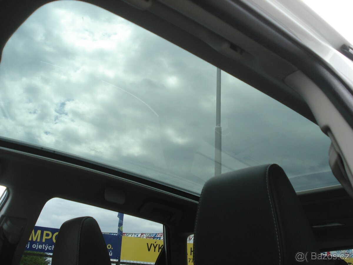 Toyota Auris 1.8 Hybrid e-CVT Executive - 9