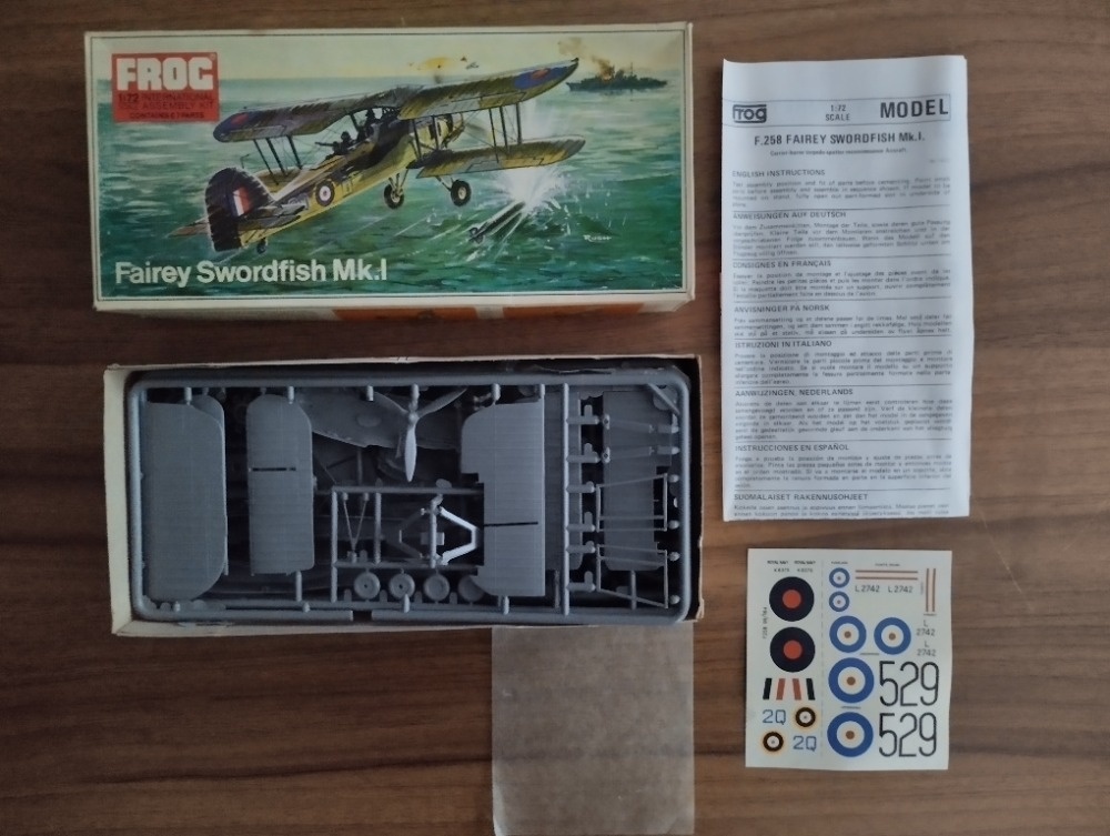 Modely letadel ,MATCHBOX,AIRFIX,FROG,plastové stavebnice. - 9